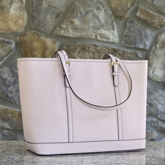 Michael Kors Jet Set Large Pink Tote - Picture 3 of 10